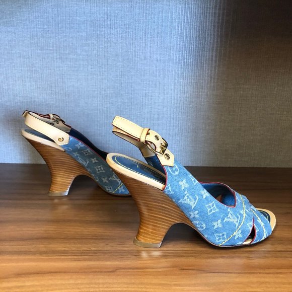 Louis Vuitton Blue Denim Monogram Sandals - Picture 7 of 8
